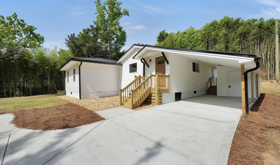 110 Howard, Barnesville, GA 30204 - 4 Beds, 2 Bath