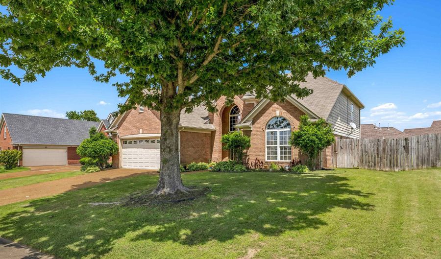 5032 WILL FALL Rd, Bartlett, TN 38002 - 5 Beds, 4 Bath