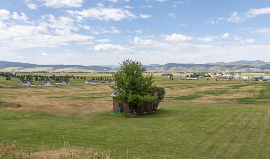 870 SKY VIEW Ln, Afton, WY 83110 - 4 Beds, 2 Bath