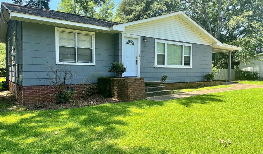 205 Pecan Park Drive Dr, Ridgeland, MS 39157 - 3 Beds, 2 Bath