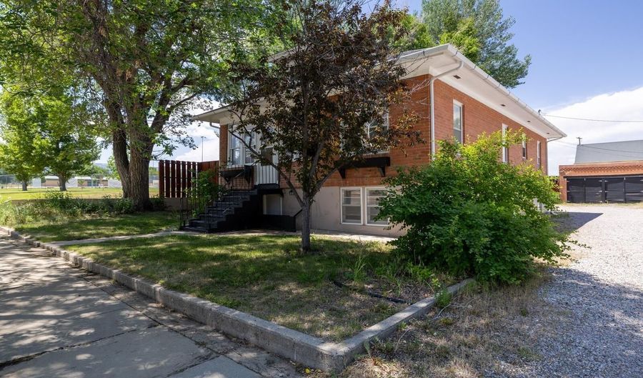 634 S McKinley St, Casper, WY 82601 - 6 Beds, 2 Bath
