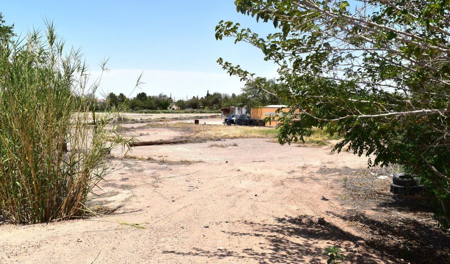 529 Nicholas Rd, Socorro, TX 79927 - 0 Beds, 0 Bath