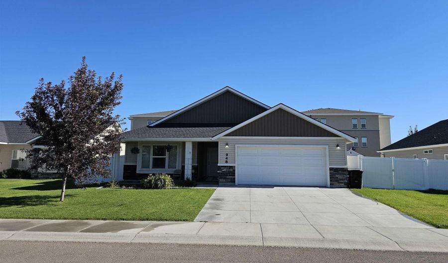948 Magnolia, Burley, ID 83318 - 3 Beds, 2 Bath