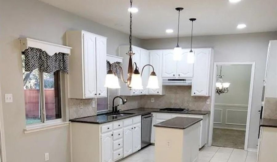821 Weeping Willow Ct, Allen, TX 75002 - 4 Beds, 3 Bath