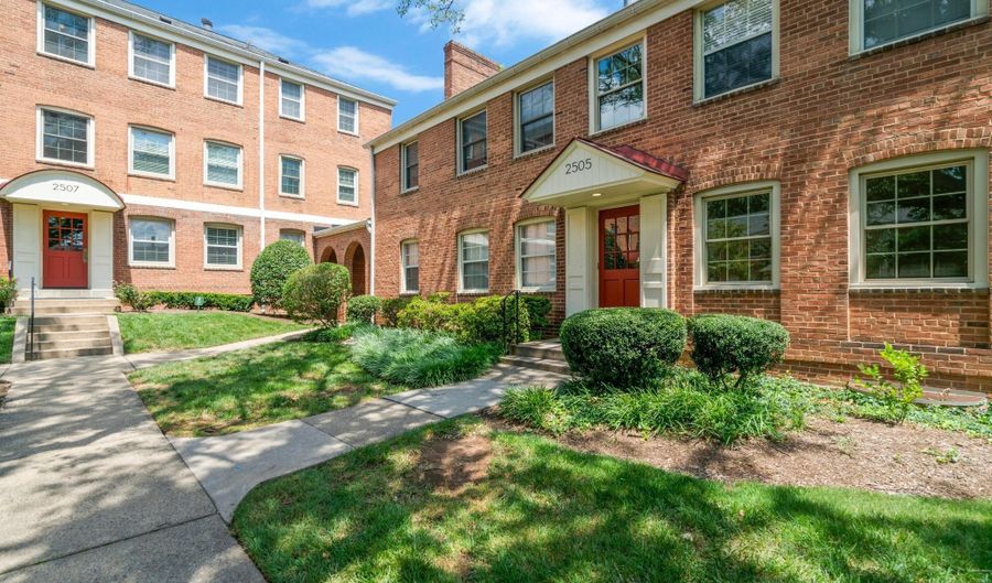 2505 ARLINGTON Blvd 102, Arlington, VA 22201 - 1 Beds, 1 Bath