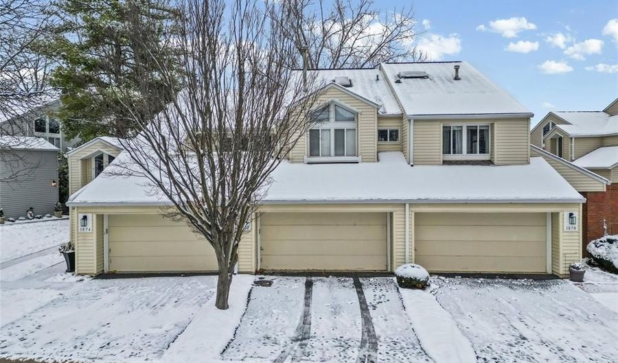 1872 Ridgeview Circle Dr, Ballwin, MO 63021 - 3 Beds, 2 Bath