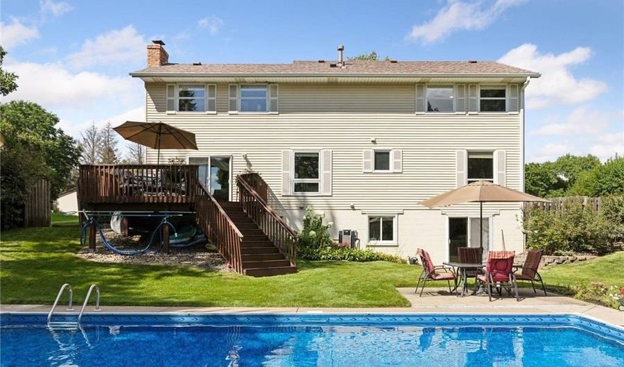 6118 132nd St W, Apple Valley, MN 55124 - 4 Beds, 4 Bath