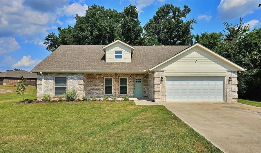 199 Katrina Dr, Sulphur Springs, TX 75482 - 3 Beds, 2 Bath