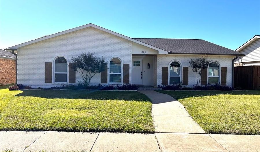 1208 Crestwood Ct, Allen, TX 75002 - 4 Beds, 2 Bath