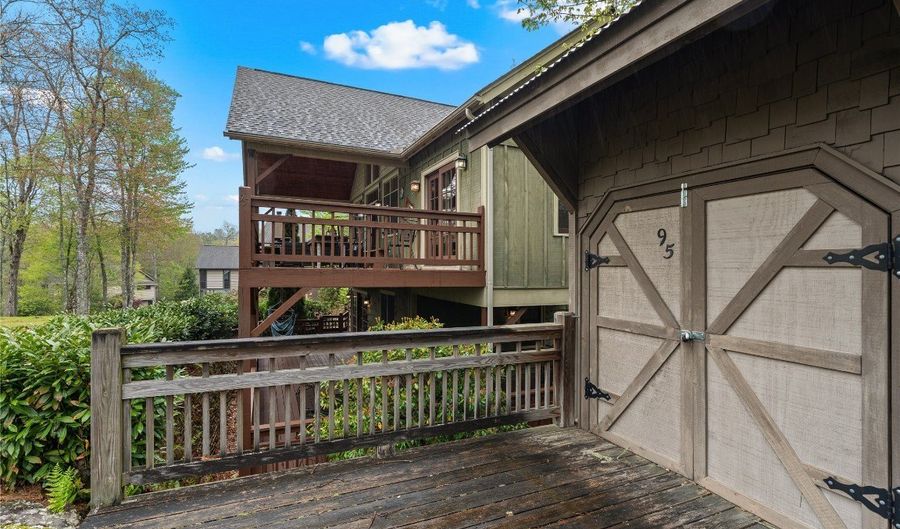 95 Cart Path, Cullowhee, NC 28723 - 3 Beds, 4 Bath