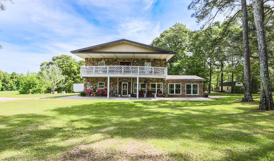 9466 Clarks Mill Rd, Avera, GA 30803 - 5 Beds, 3 Bath