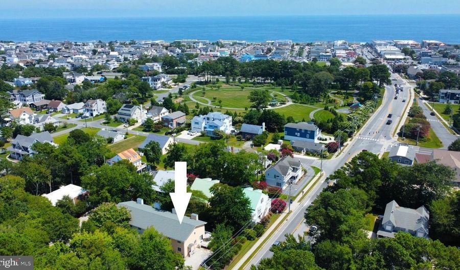 451- A GARFIELD Pkwy, Bethany Beach, DE 19930 - 3 Beds, 3 Bath