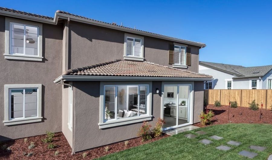 2889 Dapper St, Tracy, CA 95377 - 5 Beds, 4 Bath