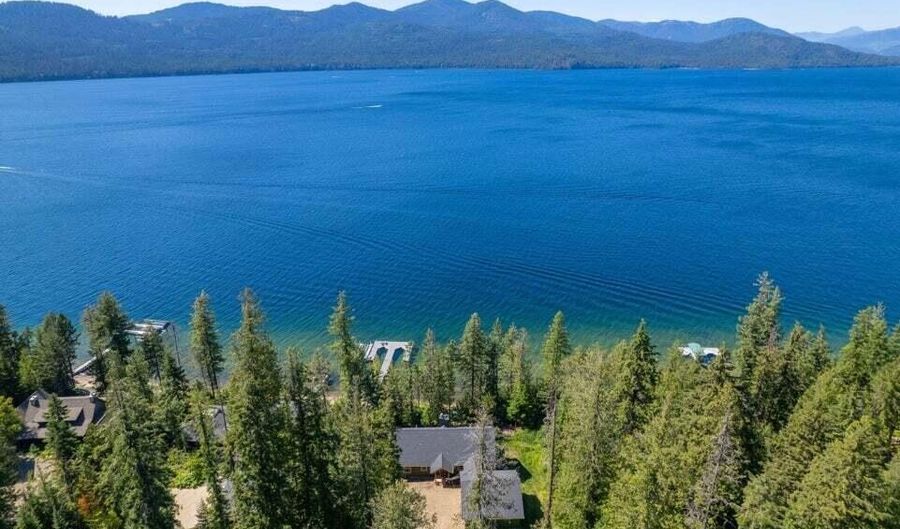 716 S Shores Rd, Coolin, ID 83821 - 5 Beds, 3 Bath