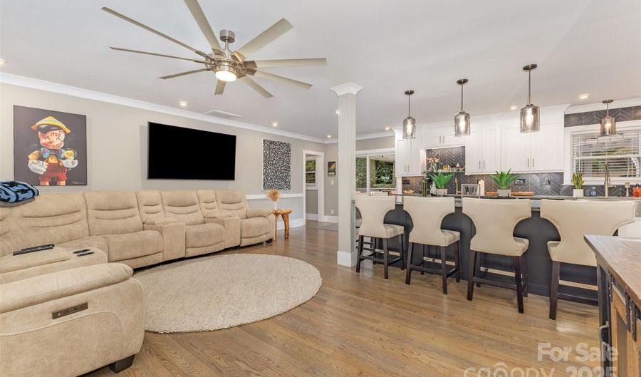 4121 Sheridan Dr, Charlotte, NC 28205 - 3 Beds, 3 Bath