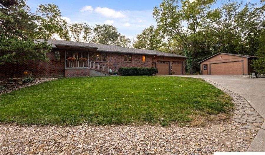 2101 Pinto Rd, Ashland, NE 68003 - 3 Beds, 4 Bath