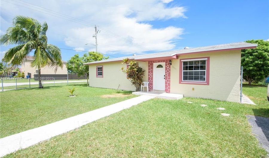 30401 SW 156th Ave, Homestead, FL 33033 - 4 Beds, 2 Bath