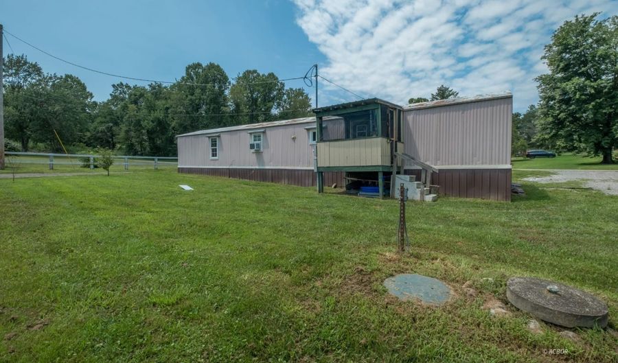 40906 State Route 684, Albany, OH 45710 - 6 Beds, 3 Bath