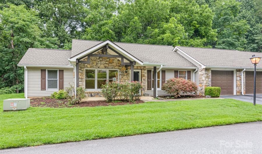 222 Rocky Mountain Way, Arden, NC 28704 - 3 Beds, 2 Bath