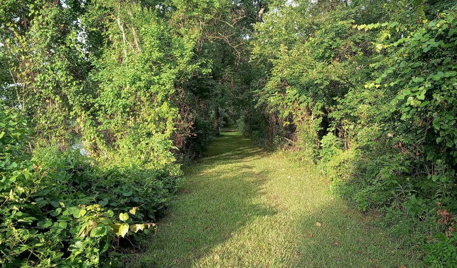 40 Hidden Hills Rd, Arnaudville, LA 70512 - 3 Beds, 2 Bath