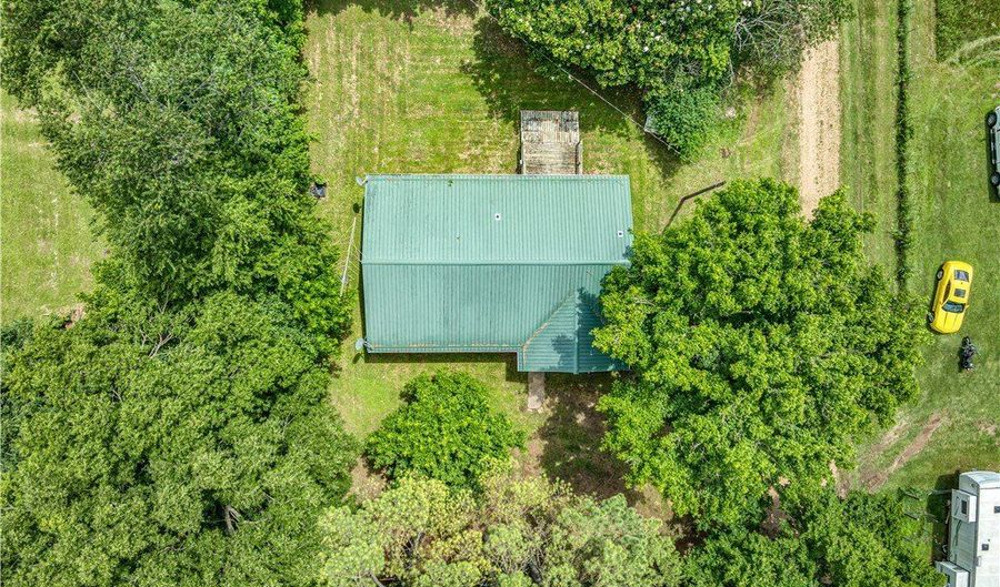 66 Owl Ln, Alpena, AR 72611 - 3 Beds, 1 Bath
