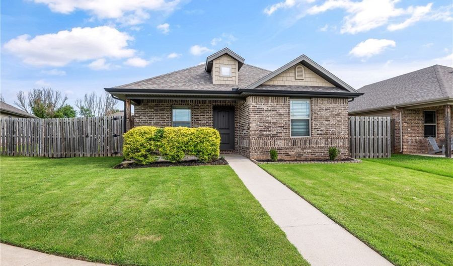 3712 SW Davinci Blvd, Bentonville, AR 72712 - 3 Beds, 2 Bath