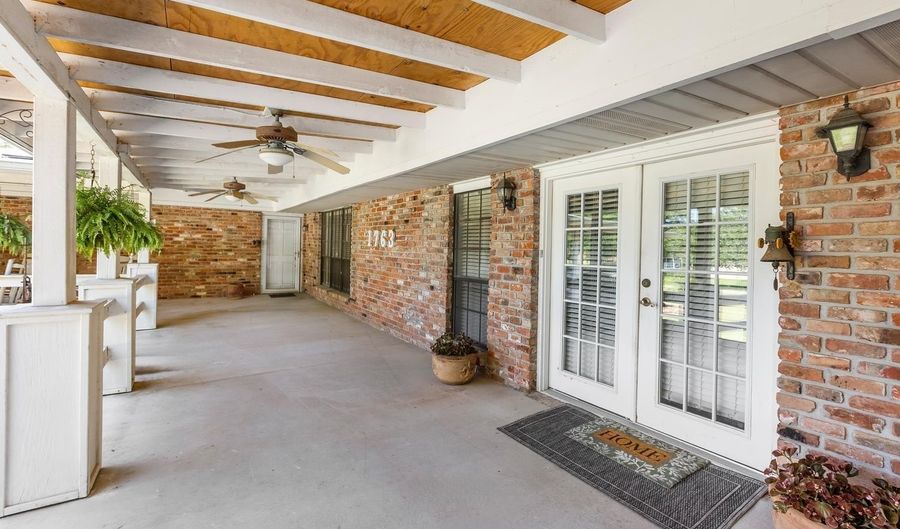 1763 Rosemont Dr, Baton Rouge, LA 70808 - 4 Beds, 4 Bath