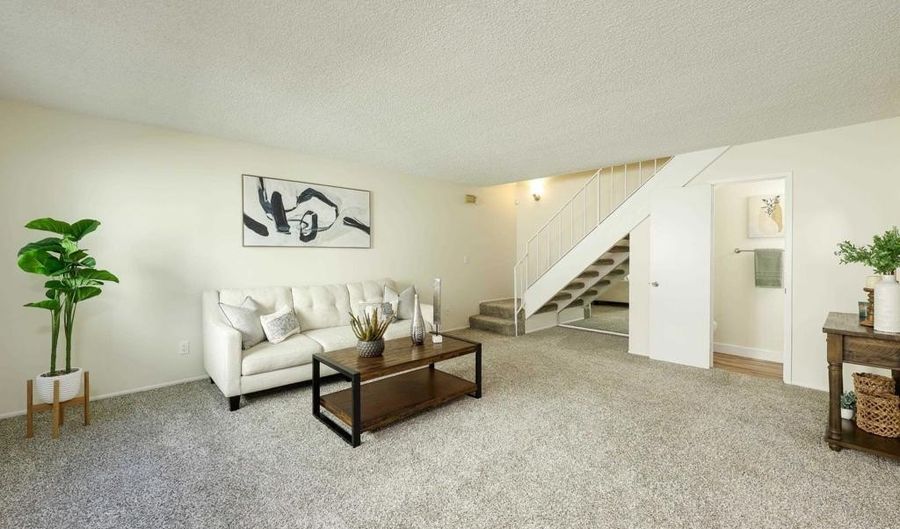 6816 Camphor Ln, San Diego, CA 92139 - 2 Beds, 2 Bath