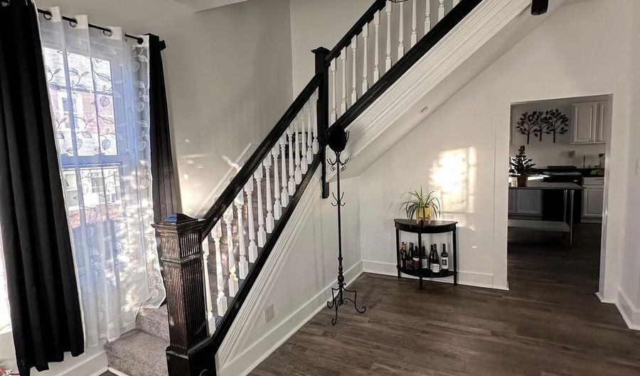 402 N 2ND St, Delmar, DE 19940 - 4 Beds, 2 Bath