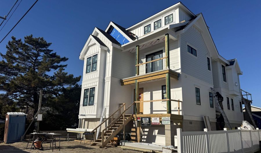 281 7th, Avalon, NJ 08202 - 7 Beds, 9 Bath