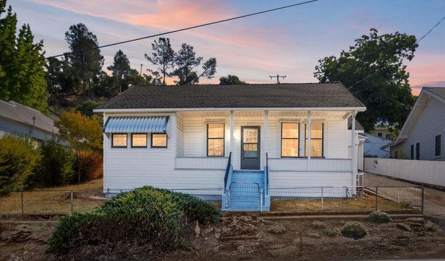 1575 S Main St, Angels Camp, CA 95222 - 2 Beds, 2 Bath