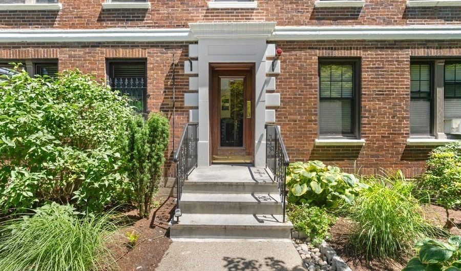 62 Queensberry 404, Boston, MA 02116 - 1 Beds, 1 Bath