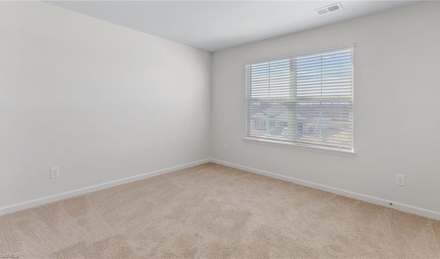 1019 Harb Dr, Archdale, NC 27263 - 5 Beds, 3 Bath