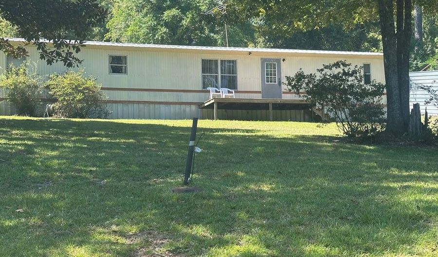 189 Presley Place Dr, Abbeville, AL 36310 - 3 Beds, 2 Bath