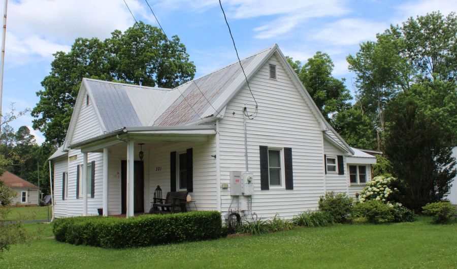 221 Hwy 80 W, Arlington, KY 42021 - 2 Beds, 1 Bath