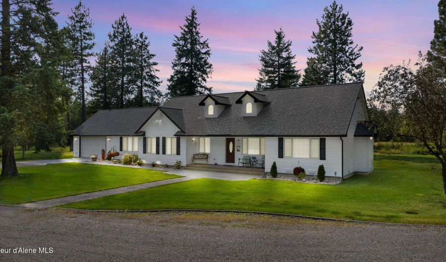 30607 N PHEASANT RUN Ct, Athol, ID 83801 - 4 Beds, 3 Bath
