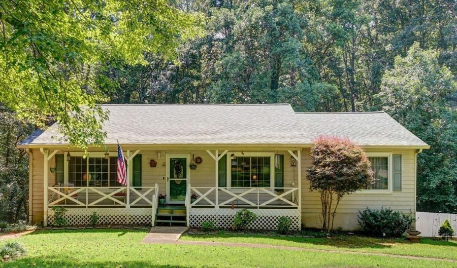 3412 Spinnaker, Acworth, GA 30102 - 3 Beds, 2 Bath