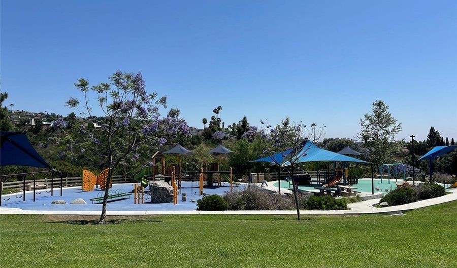 7391 Margerum Ave, San Diego, CA 92120 - 5 Beds, 3 Bath