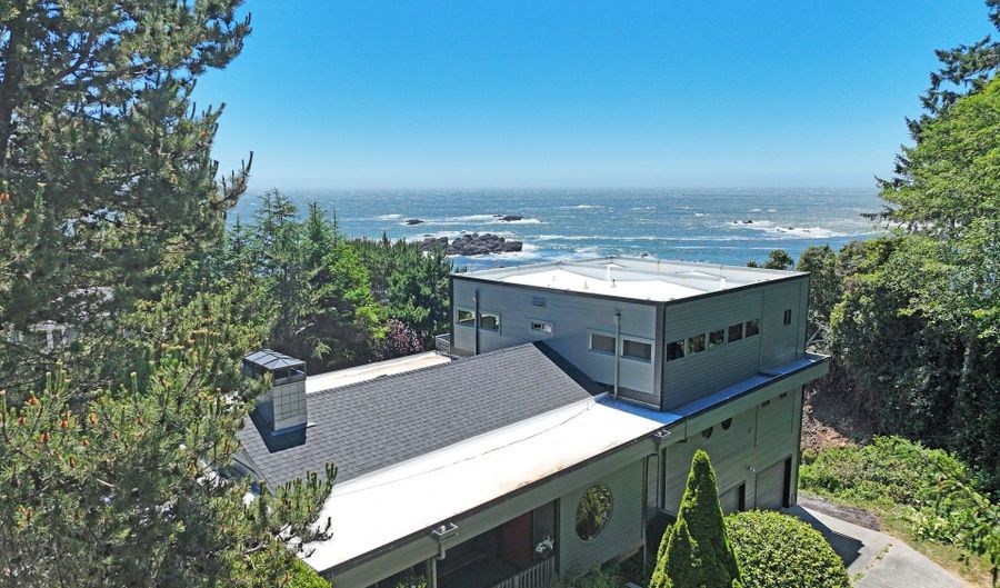 15422 SOUTHWIND Ln, Brookings, OR 97415 - 4 Beds, 4 Bath