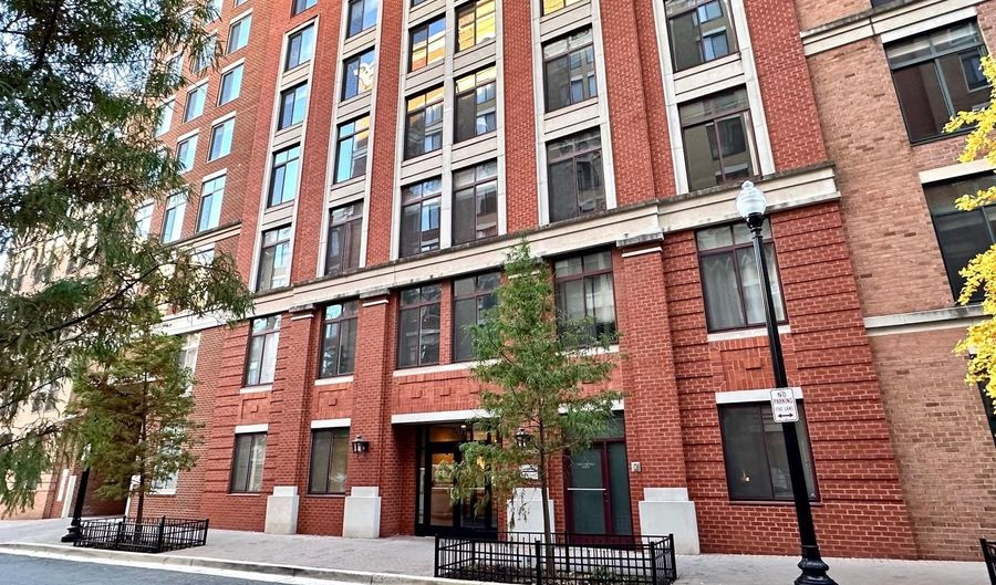 1201 N GARFIELD St #408, Arlington, VA 22201 - 2 Beds, 2 Bath