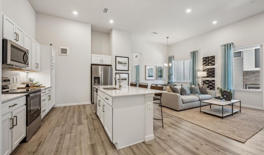 485 Interlocken Blvd #106, Broomfield, CO 80021 - 3 Beds, 2 Bath