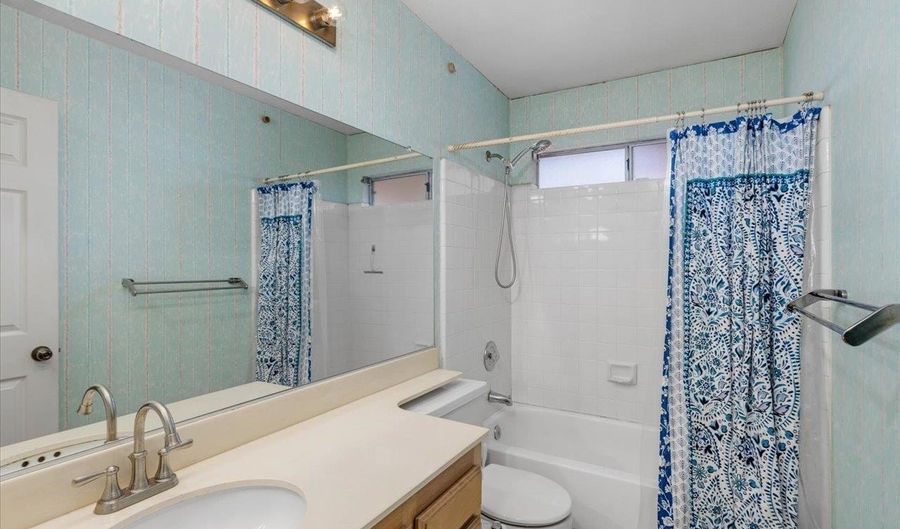 2236 Brookwood Ct, Escondido, CA 92026 - 4 Beds, 3 Bath