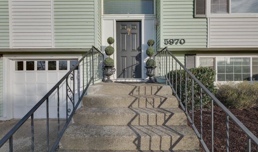 5970 SW 174TH Ave, Beaverton, OR 97007 - 4 Beds, 2 Bath