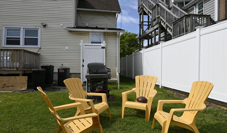 116 11th Ave 2, Belmar, NJ 07719 - 5 Beds, 2 Bath