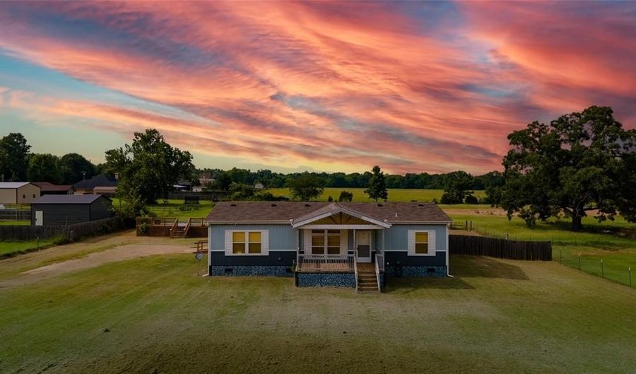 6804 Fm 779, Alba, TX 75410 - 3 Beds, 2 Bath