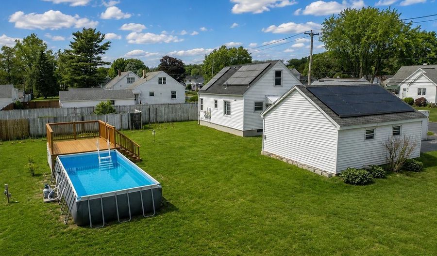 90 Clizbe Ave, Amsterdam, NY 12010 - 4 Beds, 1 Bath