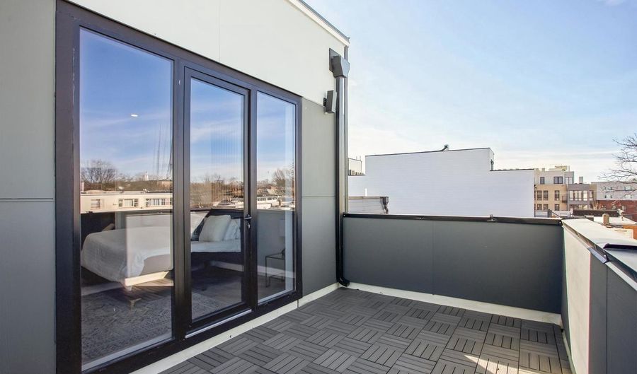 611 KENNEDY St NW #402, Washington, DC 20011 - 3 Beds, 2 Bath