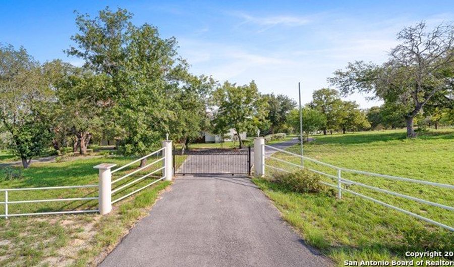 217 Sky View Dr, Adkins, TX 78101 - 4 Beds, 3 Bath