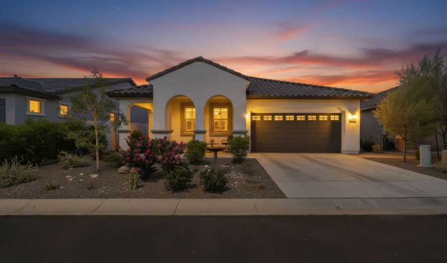 4730 N 204TH Ln, Buckeye, AZ 85396 - 2 Beds, 2 Bath