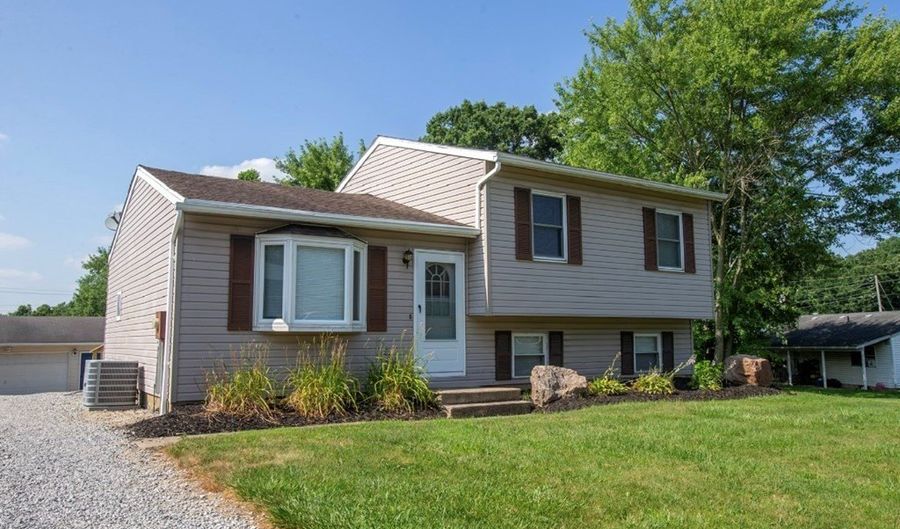 1438 Peachtree Dr, Ashland, OH 44805 - 3 Beds, 2 Bath